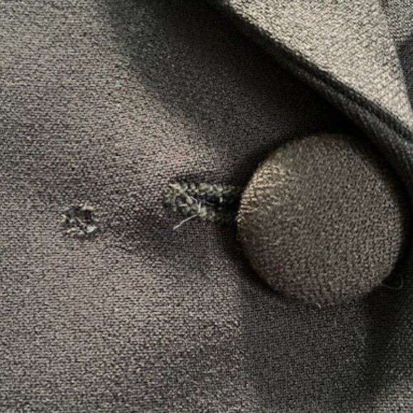 MOSCHINO Cheap & Chic Single Button Black Cropped Suit Blazer Jacket Sz 6 - Picture 14 of 14